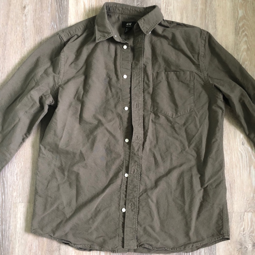 H&M button down shirt